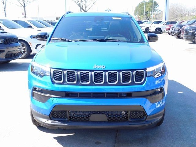 2024 Jeep Compass Latitude Lux