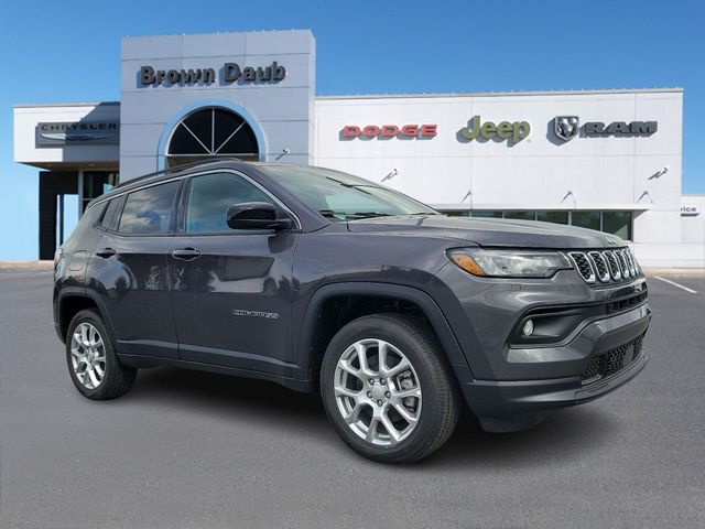 2024 Jeep Compass Latitude Lux