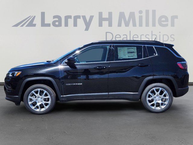 2024 Jeep Compass Latitude Lux