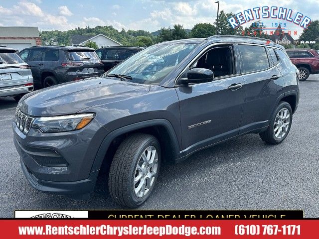 2024 Jeep Compass Latitude Lux