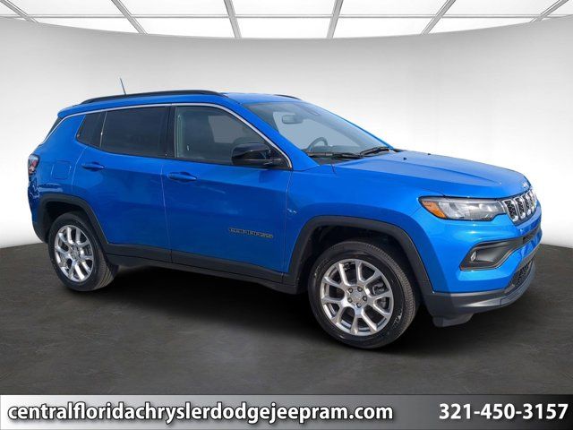 2024 Jeep Compass Latitude Lux