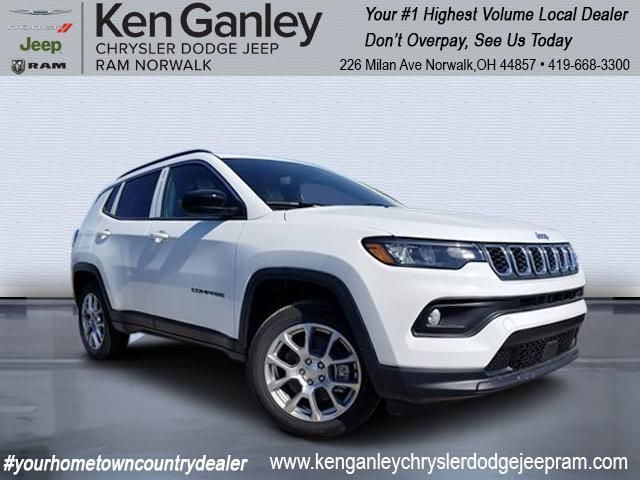 2024 Jeep Compass Latitude Lux