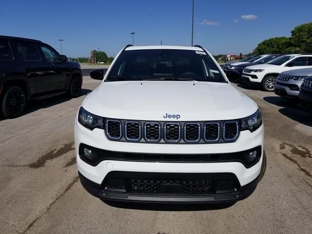 2024 Jeep Compass Latitude Lux