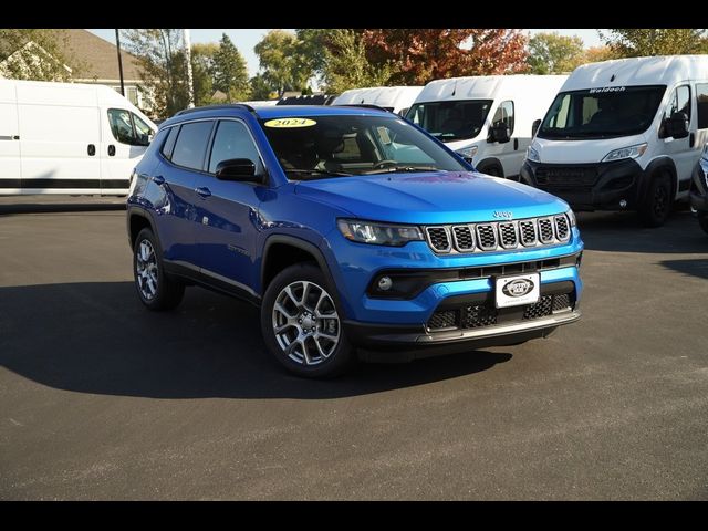 2024 Jeep Compass Latitude Lux