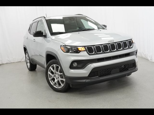 2024 Jeep Compass Latitude Lux