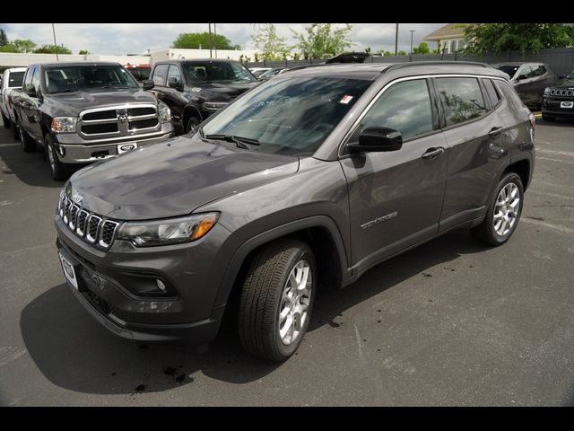 2024 Jeep Compass Latitude Lux