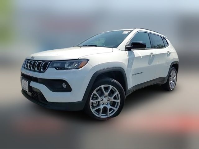 2024 Jeep Compass Latitude Lux