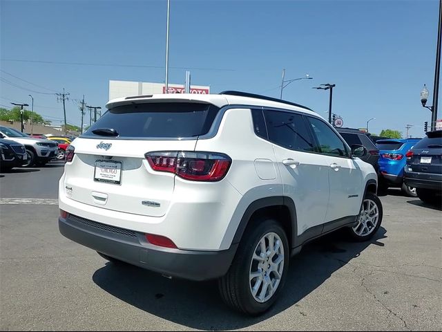 2024 Jeep Compass Latitude Lux