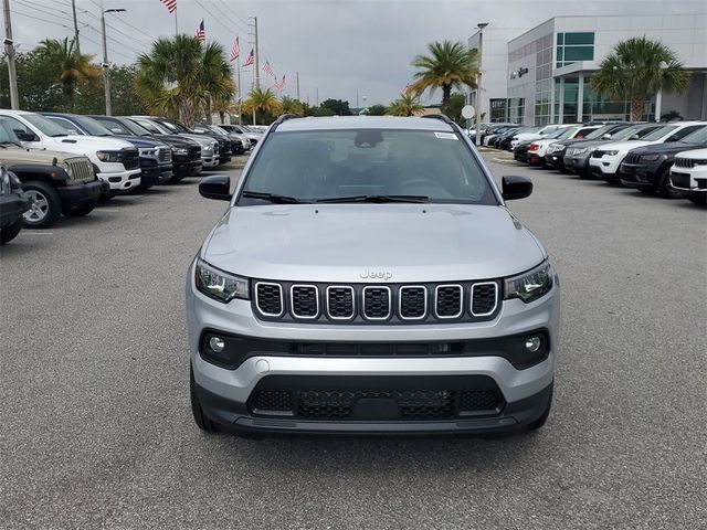 2024 Jeep Compass Latitude Lux