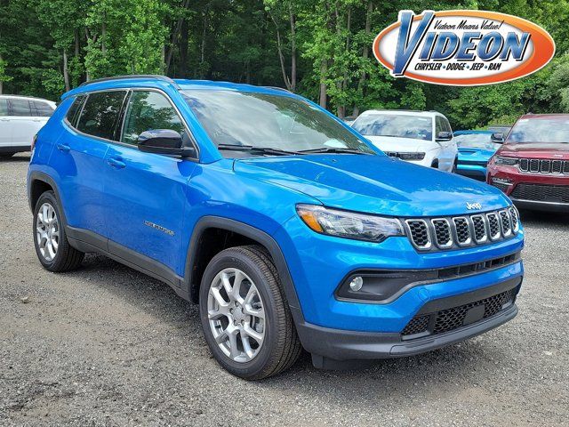 2024 Jeep Compass Latitude Lux