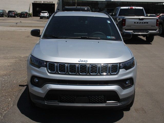 2024 Jeep Compass Latitude Lux