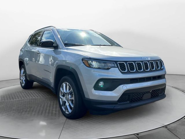 2024 Jeep Compass Latitude Lux