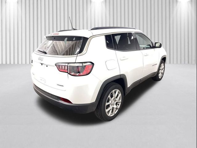 2024 Jeep Compass Latitude Lux