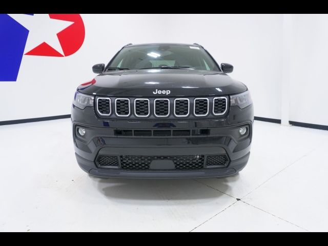 2024 Jeep Compass Latitude Lux