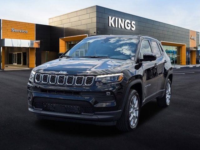 2024 Jeep Compass Latitude Lux