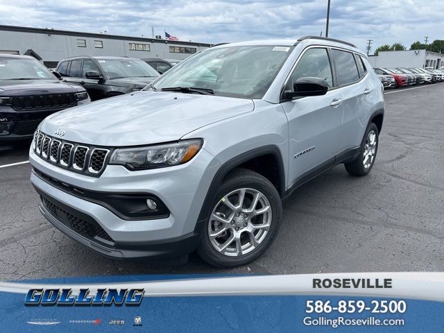 2024 Jeep Compass Latitude Lux