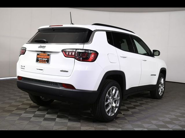 2024 Jeep Compass Latitude Lux