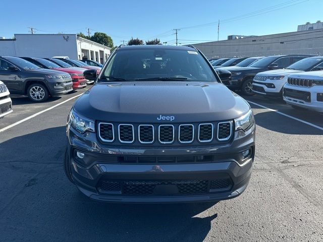 2024 Jeep Compass Latitude Lux