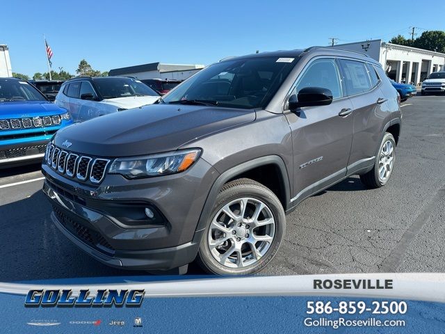 2024 Jeep Compass Latitude Lux