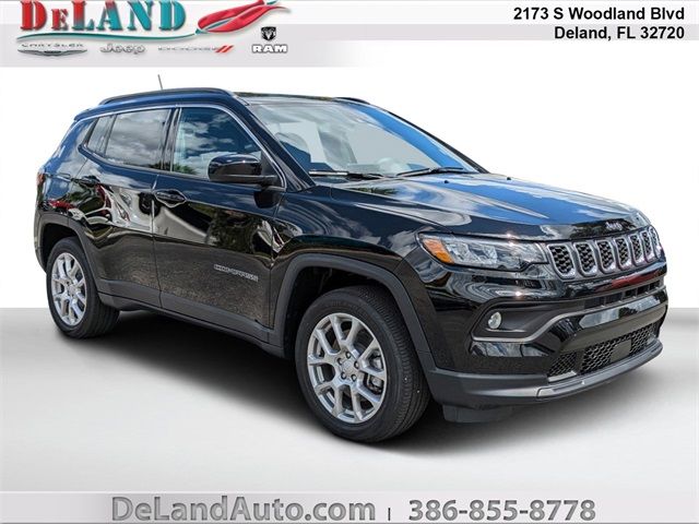 2024 Jeep Compass Latitude Lux