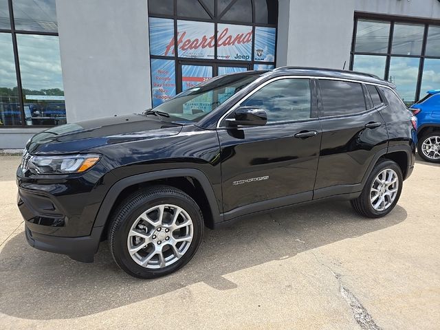 2024 Jeep Compass Latitude Lux