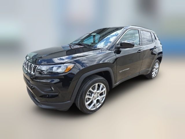 2024 Jeep Compass Latitude Lux