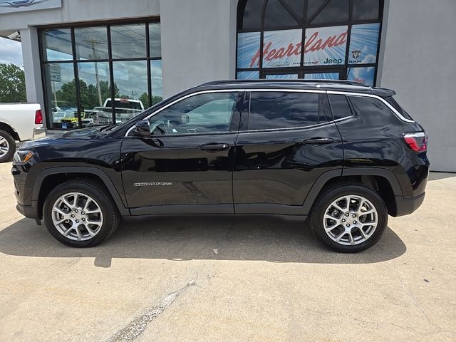 2024 Jeep Compass Latitude Lux