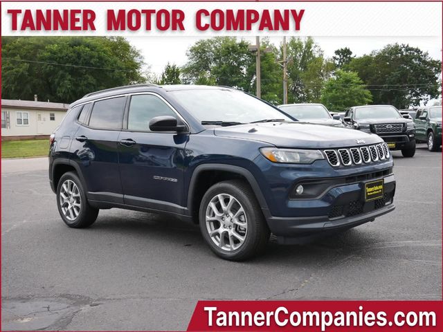 2024 Jeep Compass Latitude Lux