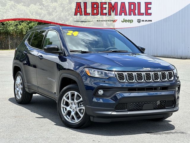 2024 Jeep Compass Latitude Lux