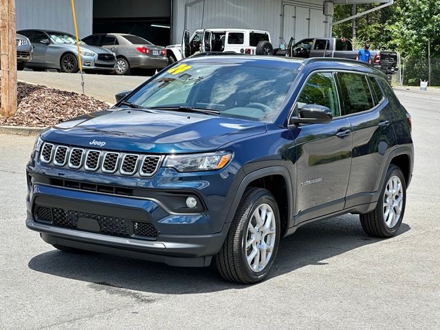 2024 Jeep Compass Latitude Lux