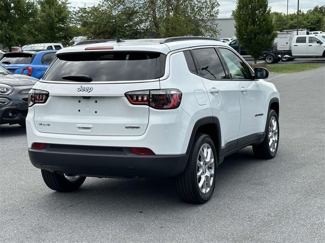 2024 Jeep Compass Latitude Lux