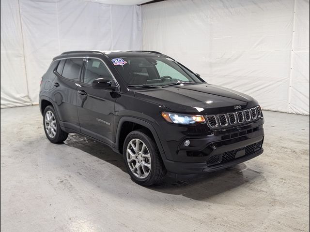 2024 Jeep Compass Latitude Lux