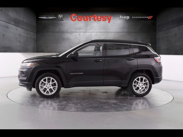 2024 Jeep Compass Latitude Lux