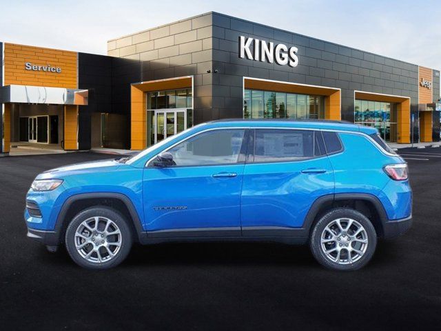 2024 Jeep Compass Latitude Lux