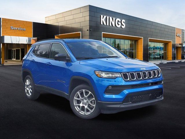 2024 Jeep Compass Latitude Lux