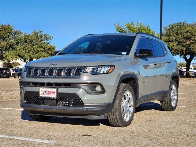 2024 Jeep Compass Latitude Lux