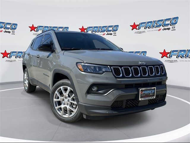 2024 Jeep Compass Latitude Lux