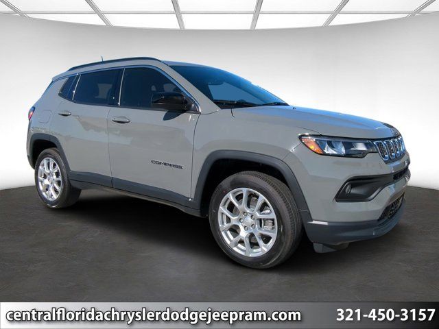 2024 Jeep Compass Latitude Lux