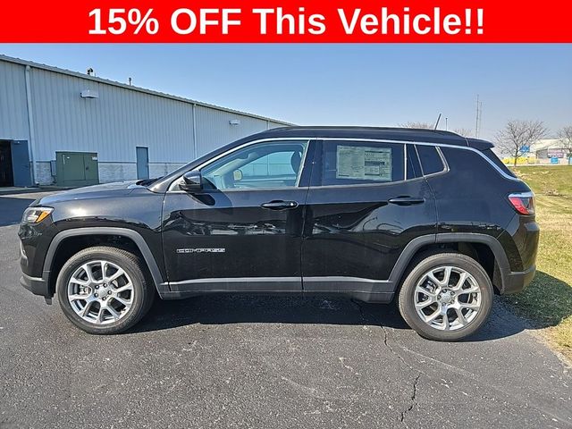 2024 Jeep Compass Latitude Lux