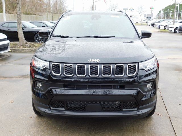 2024 Jeep Compass Latitude Lux