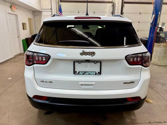2024 Jeep Compass Latitude Lux