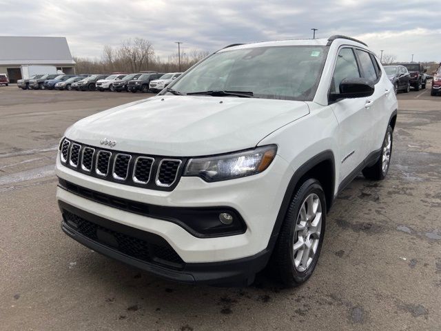 2024 Jeep Compass Latitude Lux