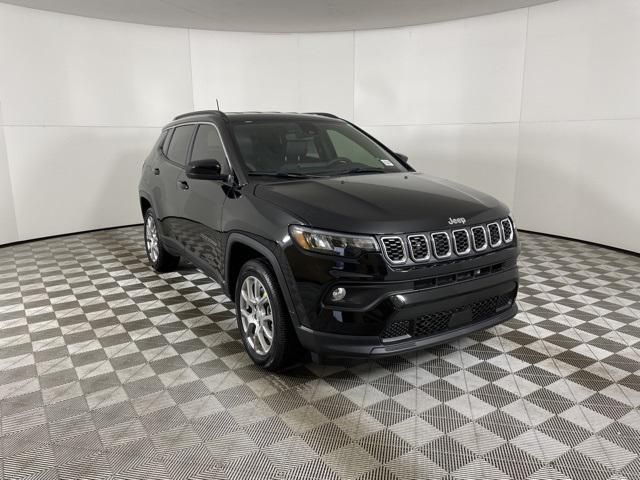 2024 Jeep Compass Latitude Lux