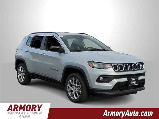 2024 Jeep Compass Latitude Lux