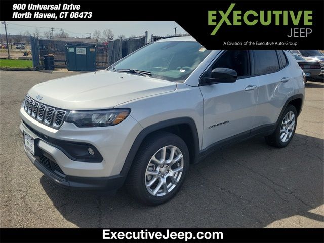 2024 Jeep Compass Latitude Lux