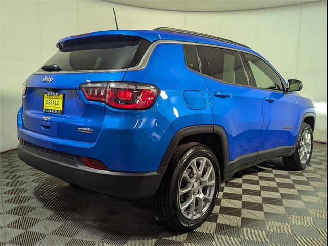 2024 Jeep Compass Latitude Lux