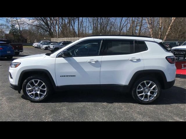 2024 Jeep Compass Latitude Lux