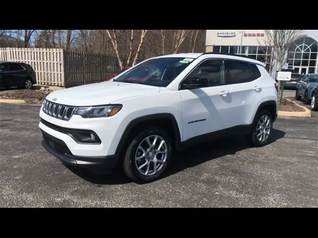 2024 Jeep Compass Latitude Lux