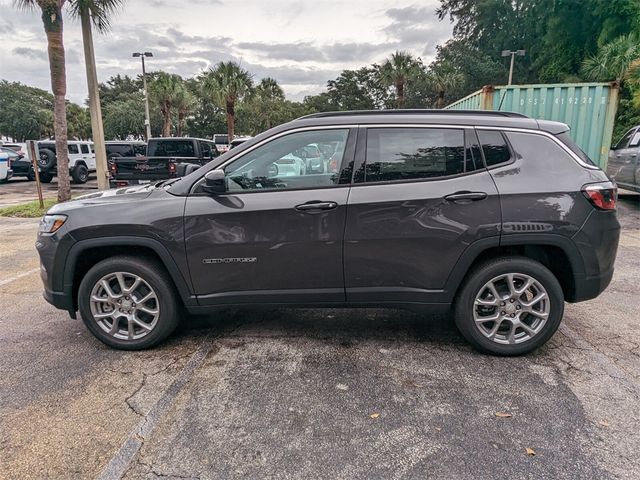 2024 Jeep Compass Latitude Lux