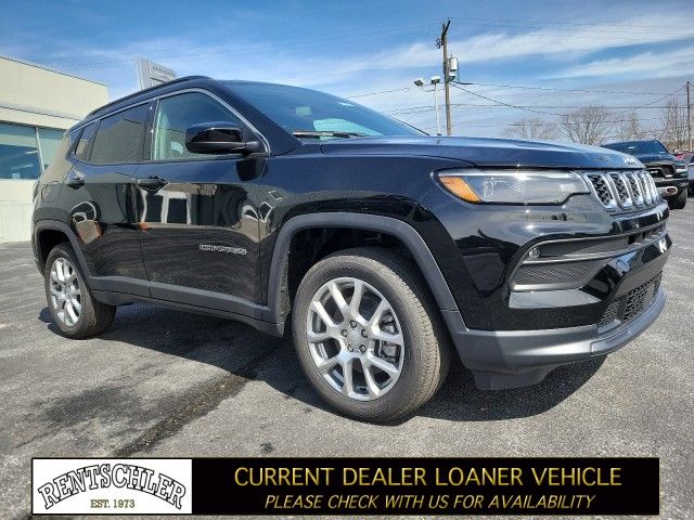 2024 Jeep Compass Latitude Lux